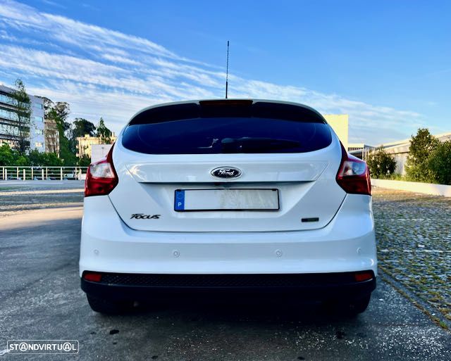 Ford Focus 1.0 EcoBoost S&S SYNC Edition - 26