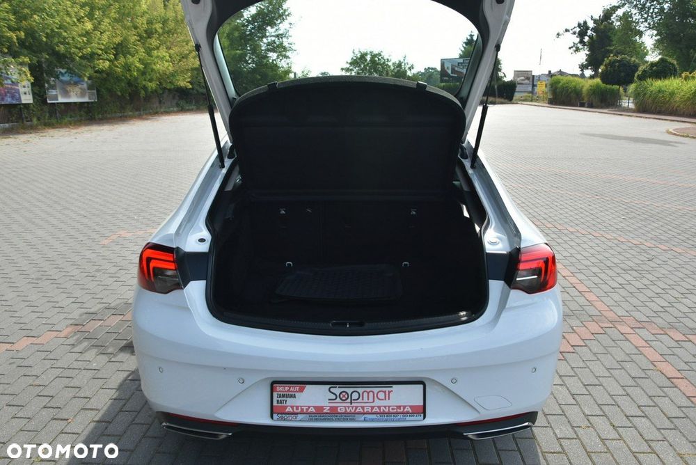 Opel Insignia - 32