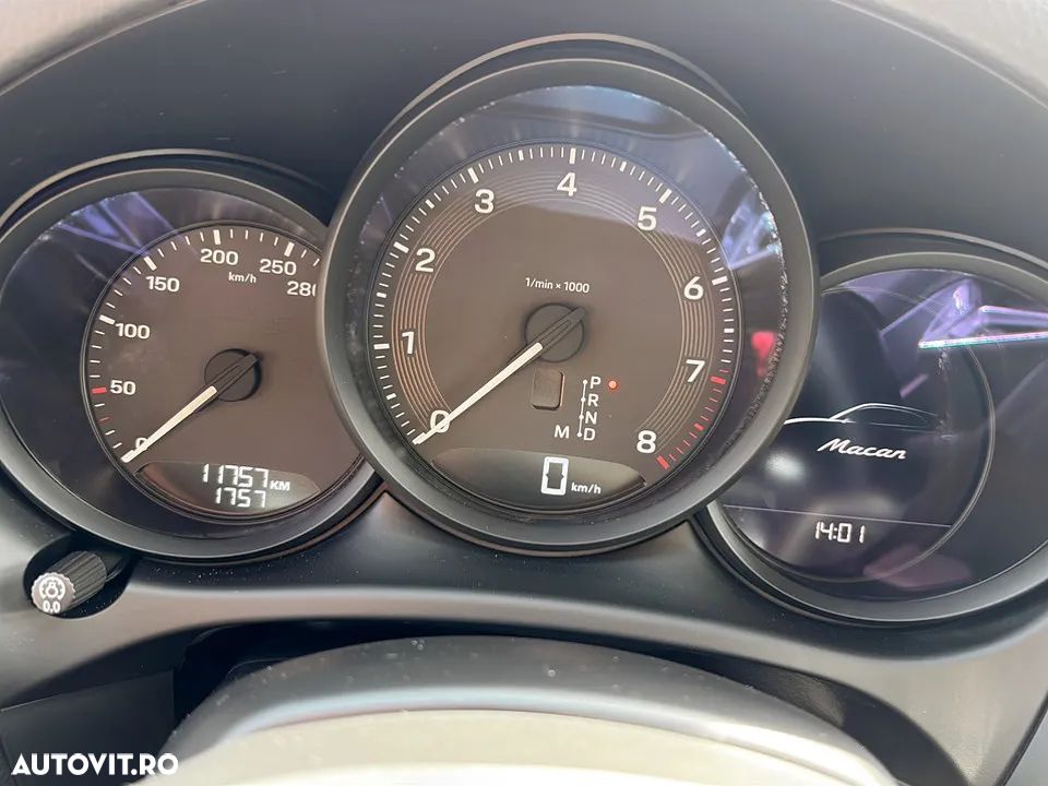 Porsche Macan Standard - 10