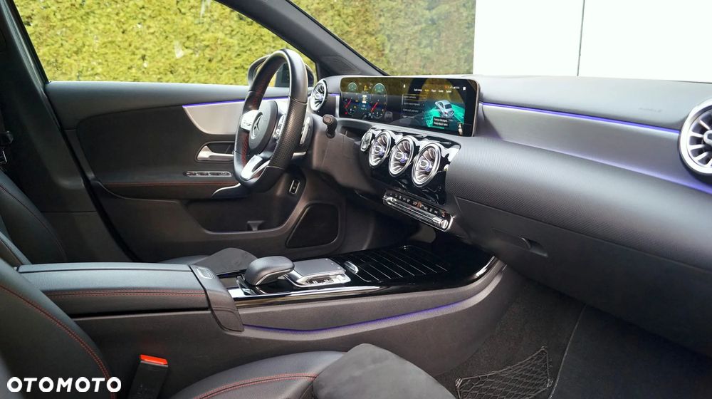 Mercedes-Benz Klasa A 250 4Matic 7G-DCT AMG Line - 19