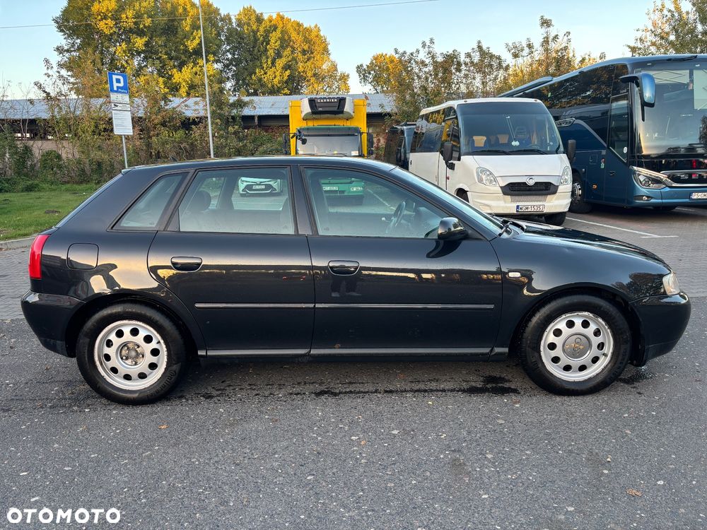 Audi A3 Sportback - 7
