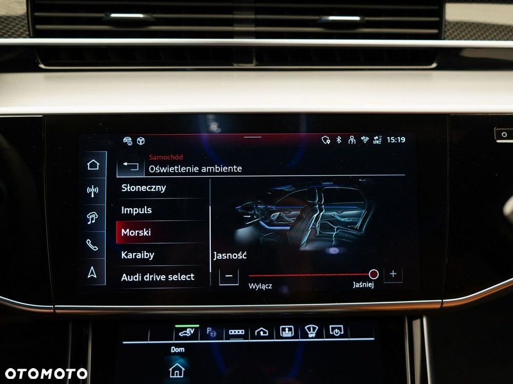 Audi A8 - 33