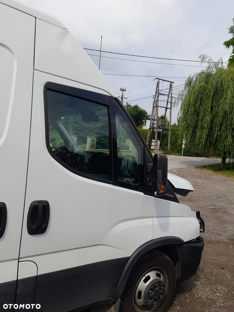 Iveco DAILY 35C18 50c18 silnik 3.0 180koni BLOKADA MOSTU!!  L2H2 Blaszak - Hi-matic / automat/ LEDy/ hak/  FULL OPCJA - 5