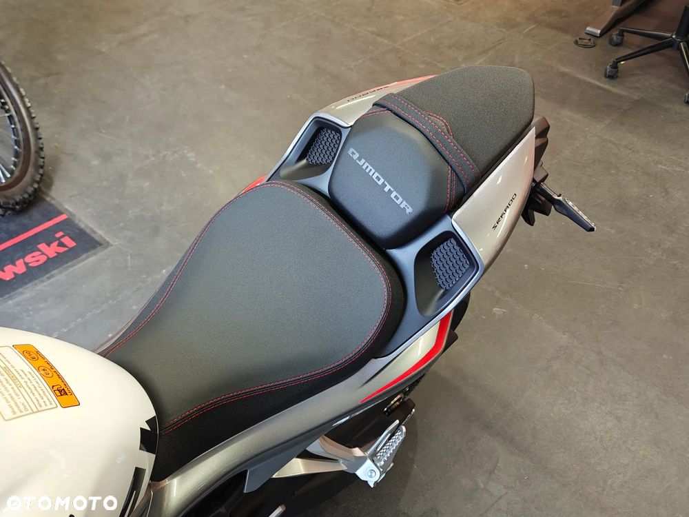 QJMOTOR SRK 800 - 12