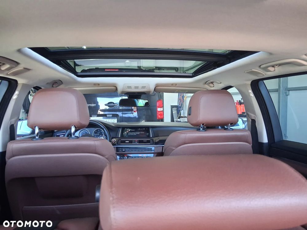 BMW Seria 5 530d Luxury Line - 21