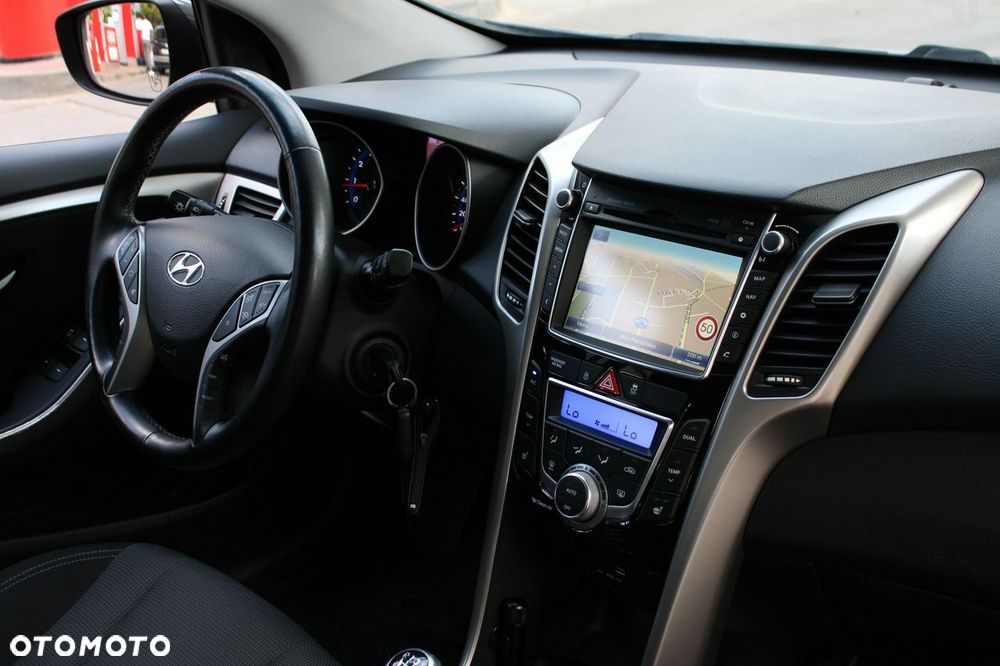 Hyundai i30 1.4 Trend - 22