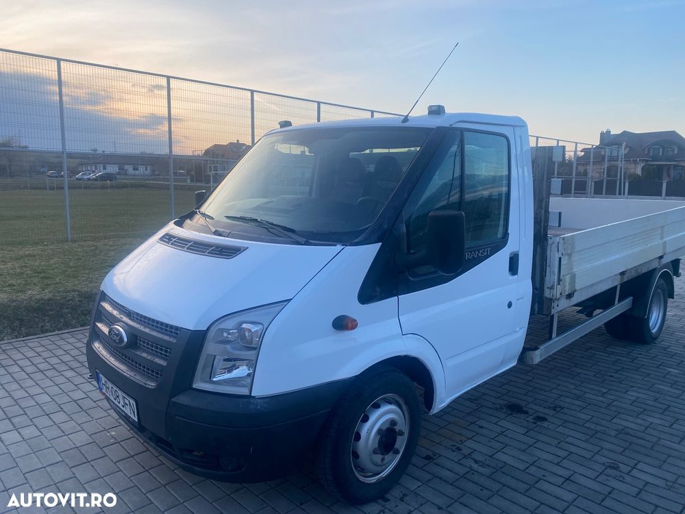 Ford Transit - 1