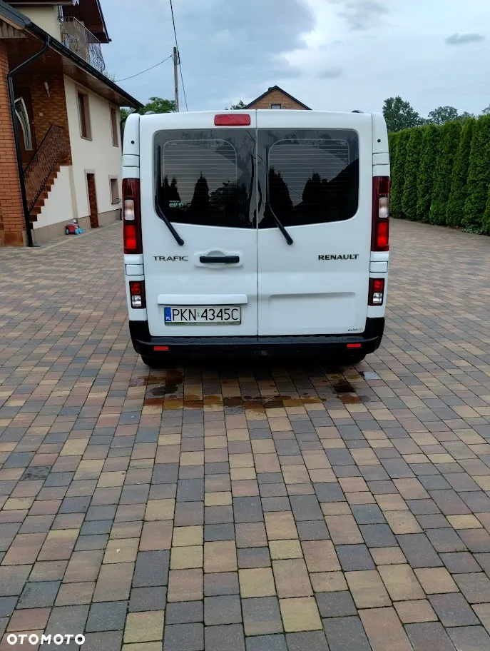 Renault Trafic - 2