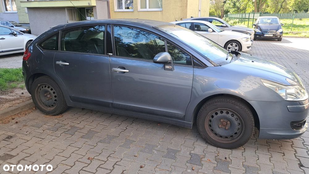 Citroën C4 2.0 16V Exclusive - 3