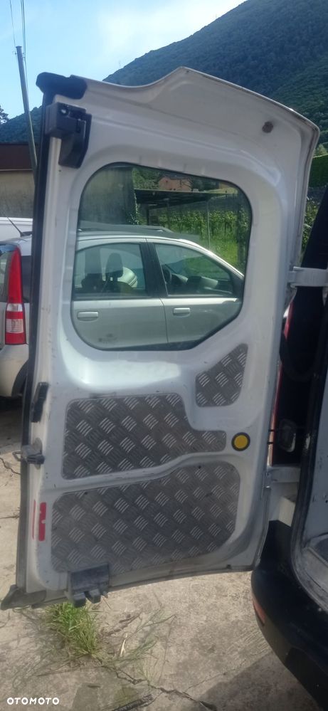 Ford Transit connect - 10