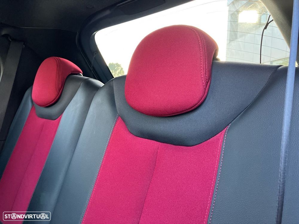 Toyota Aygo X 1.0 Undercover - 22