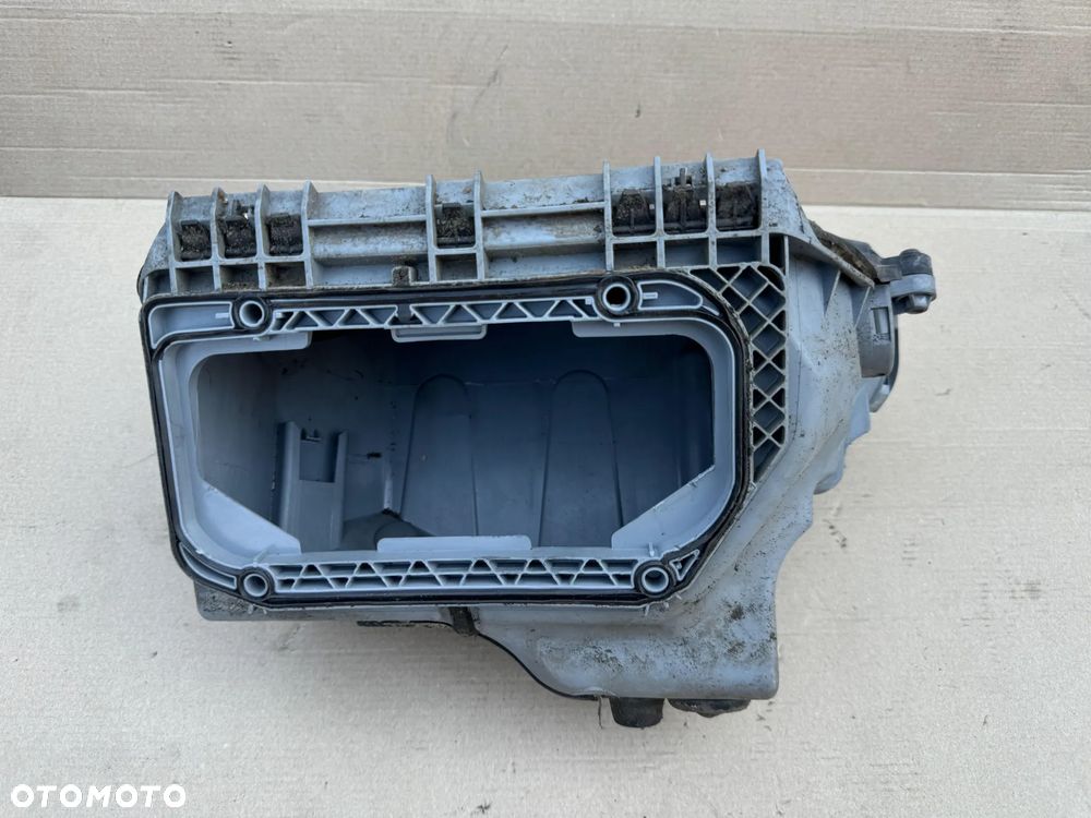 Obudowa sterownika komputera AUDI A4 B8 8K1907355 - 2