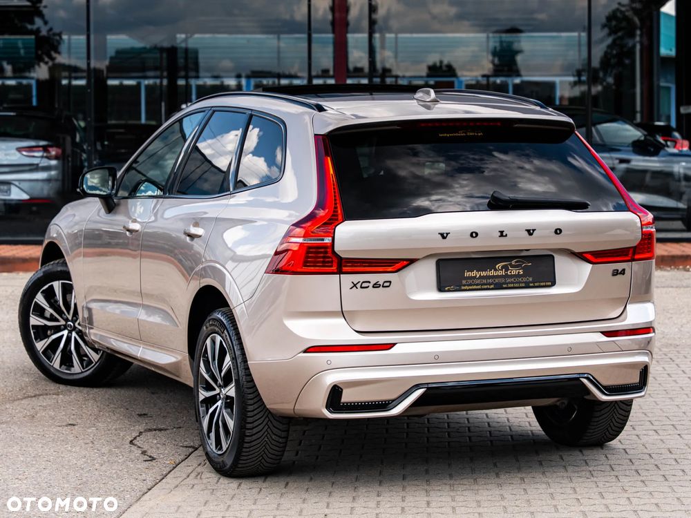 Volvo XC 60 B4 B Plus Dark - 5