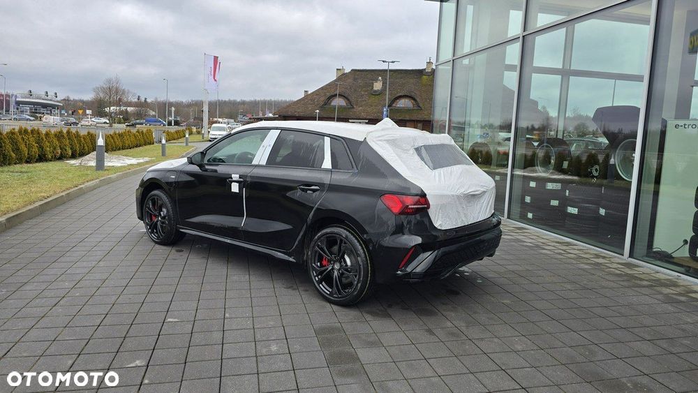 Audi A3 Sportback - 3