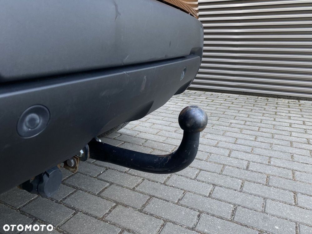 Dacia Duster 1.6 SCe Comfort - 28