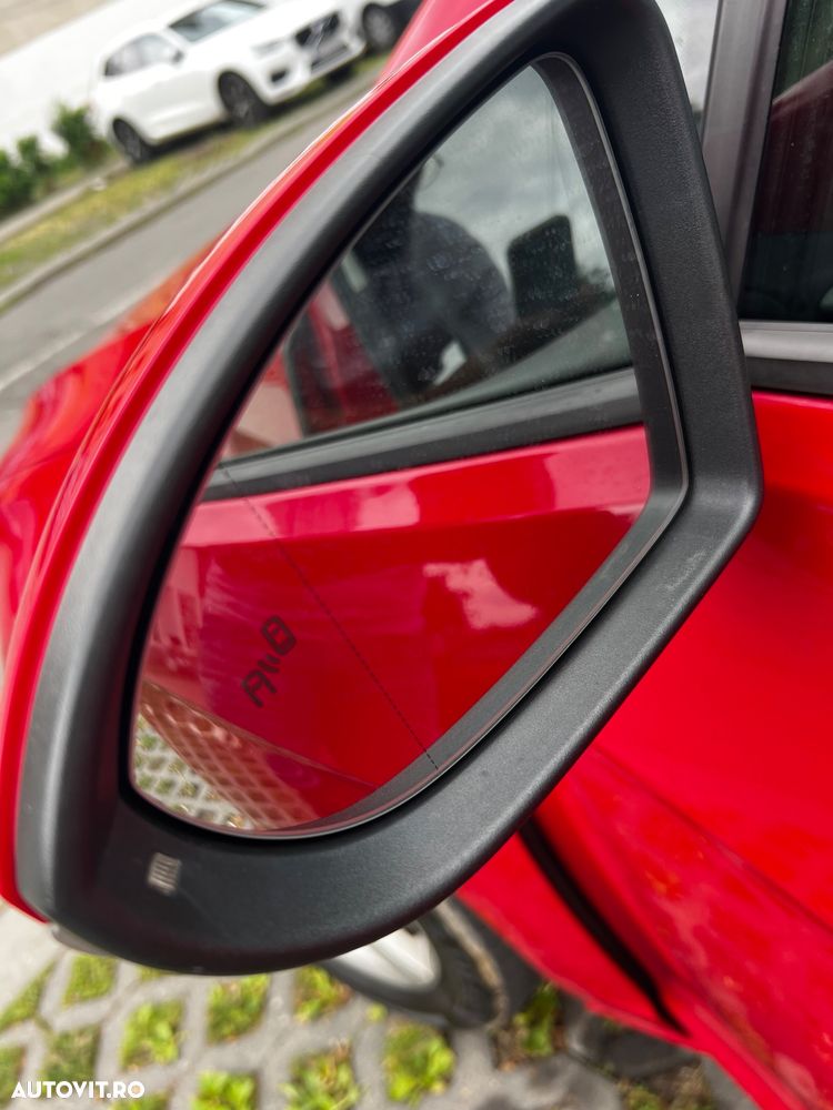 Volkswagen Golf - 18