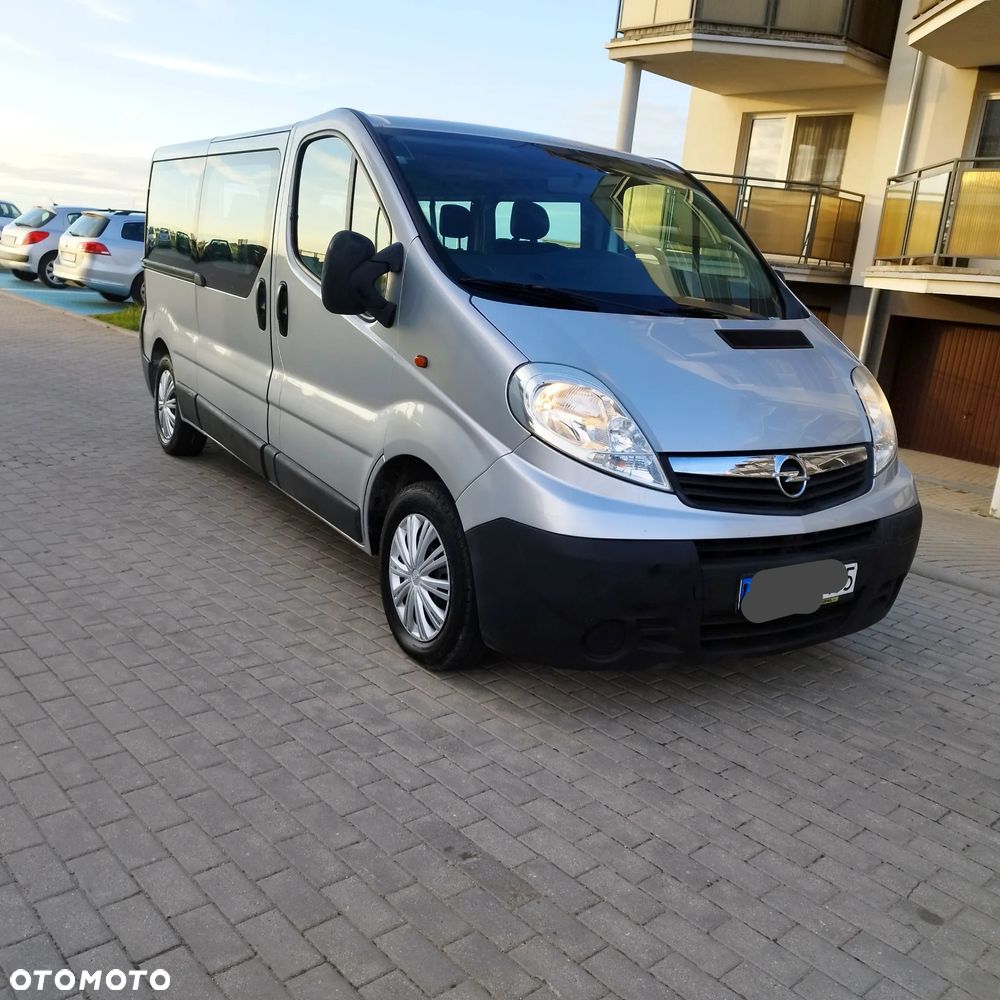 Opel Vivaro - 1