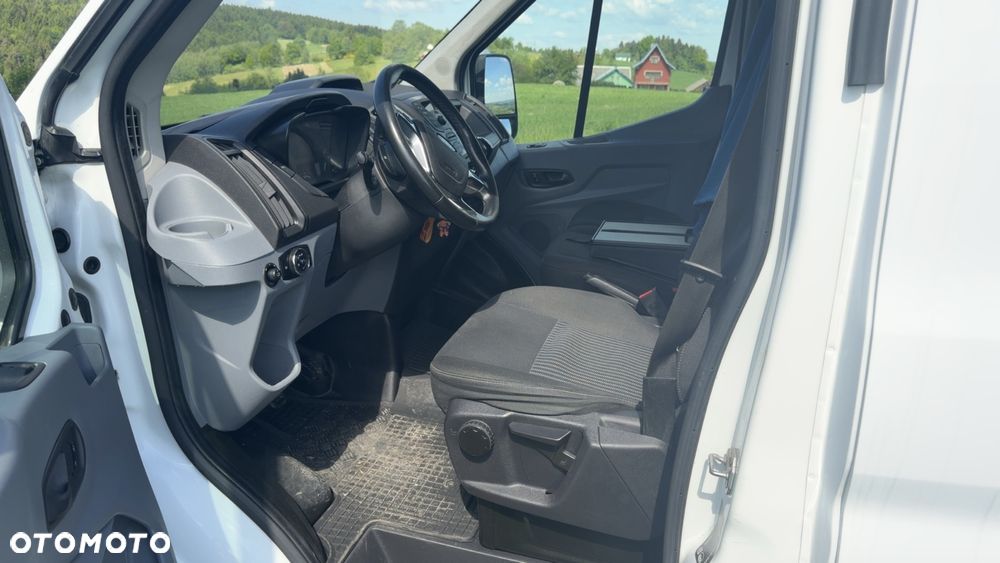 Ford Transit - 8