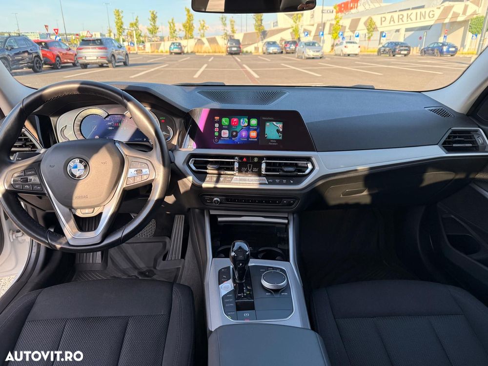 BMW Seria 3 320d xDrive AT - 7