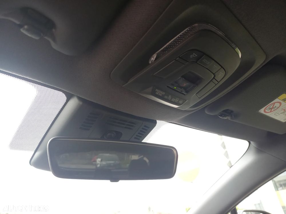 Toyota C-HR 1.8 HEV 140 CP 4x2 CVT Active - 27