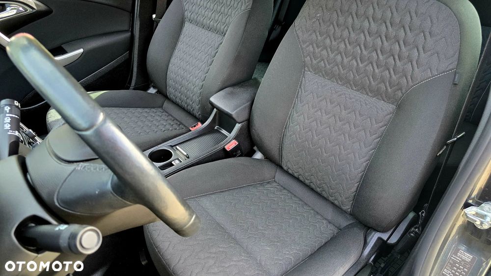 Opel Astra 1.4 Turbo ENERGY - 12