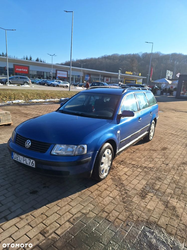 Volkswagen Passat 1.6 Comfortline - 5