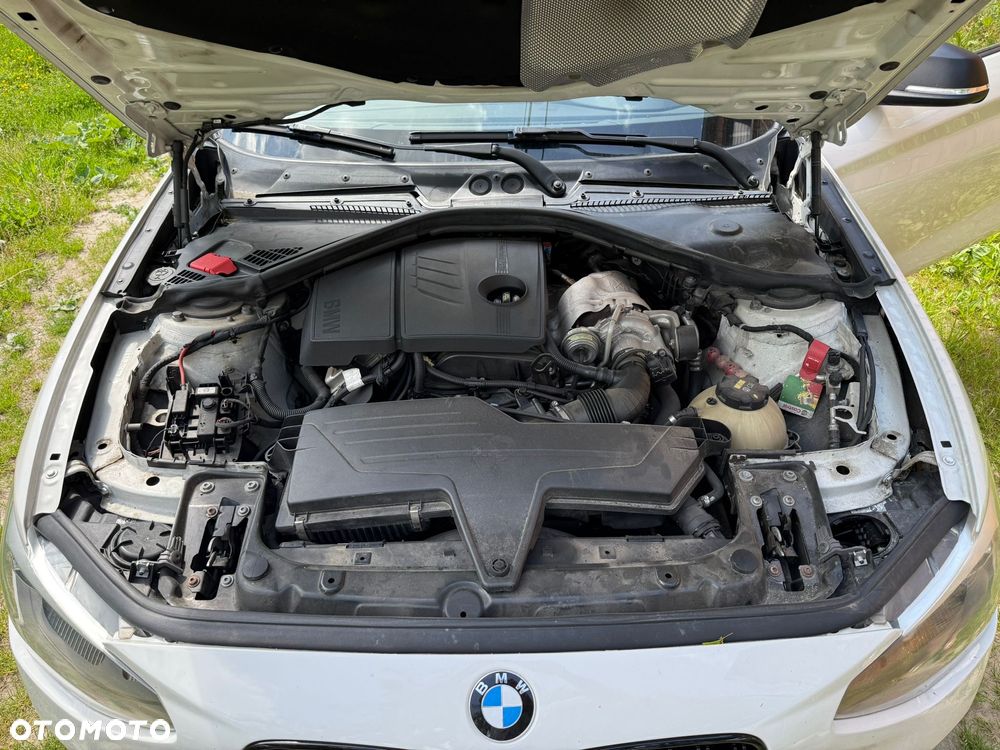 BMW Seria 1 116i - 6
