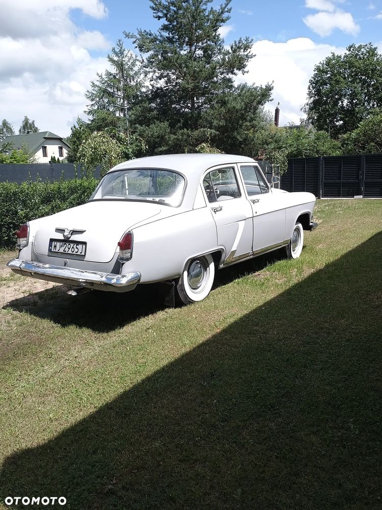Wołga GAZ-21 - 12