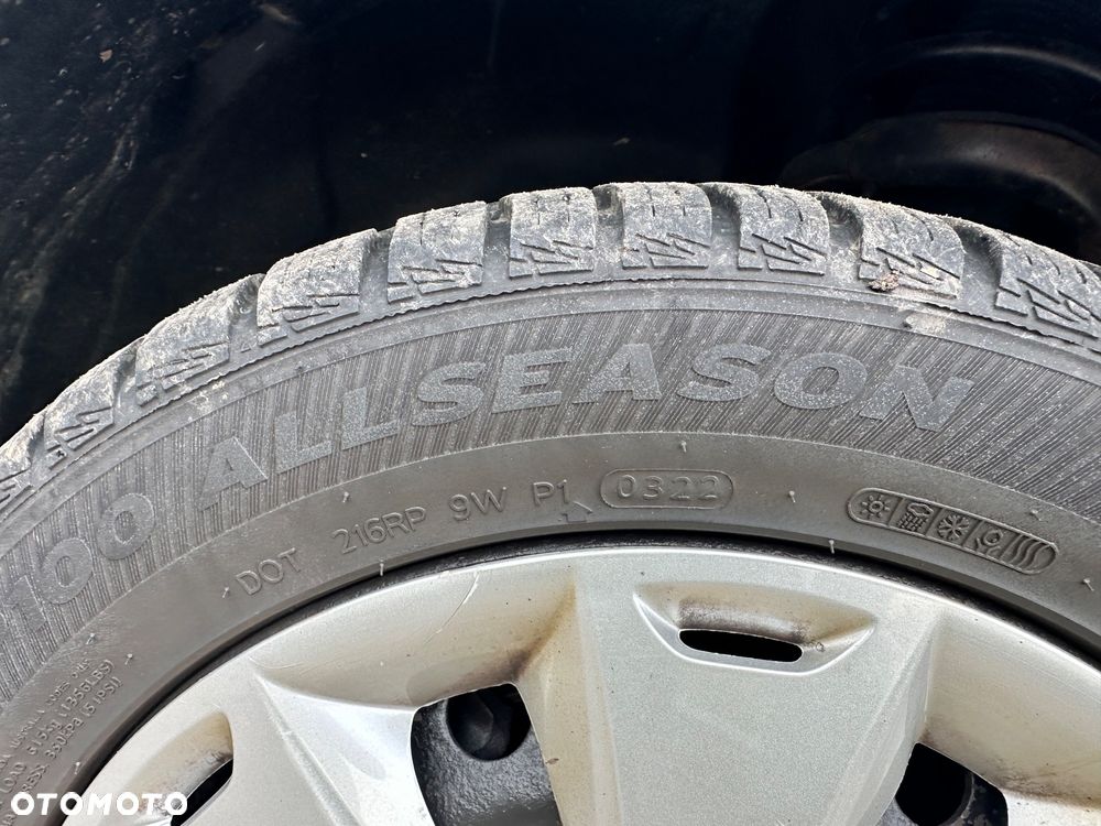 Ford Focus 1.6 Ambiente Start - 33