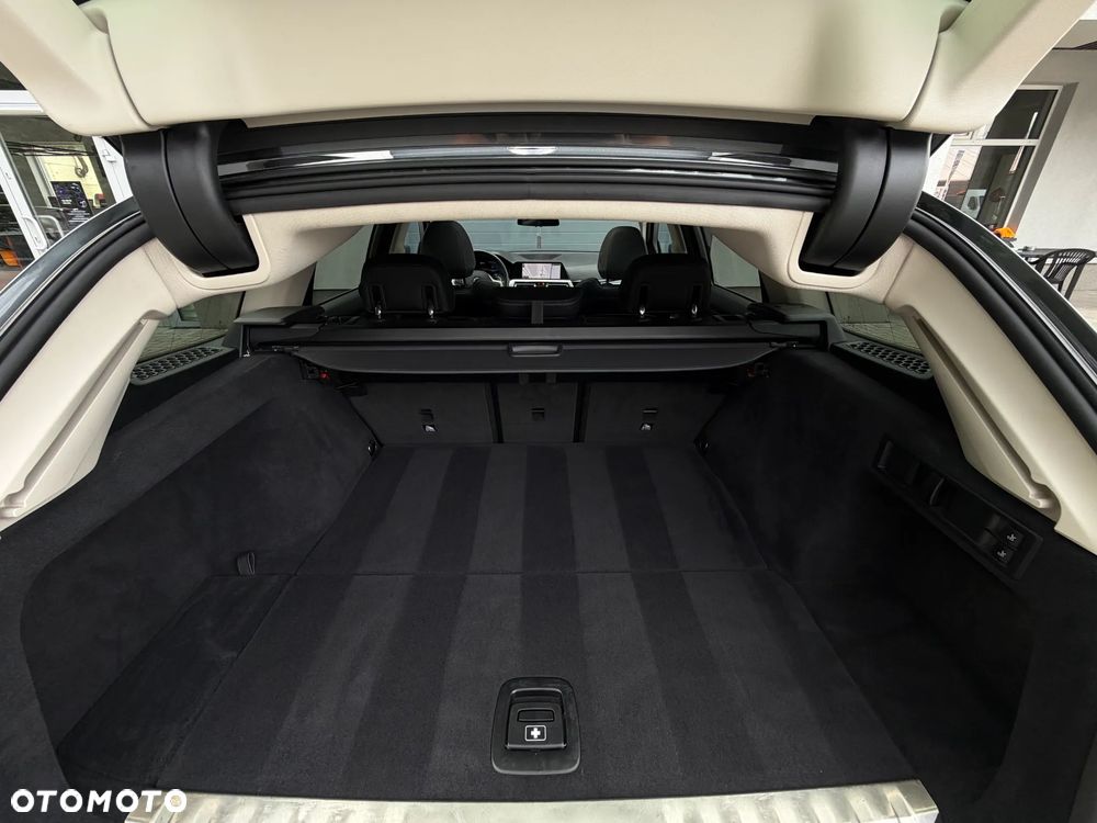 BMW Seria 3 330e xDrive Sport Line - 20