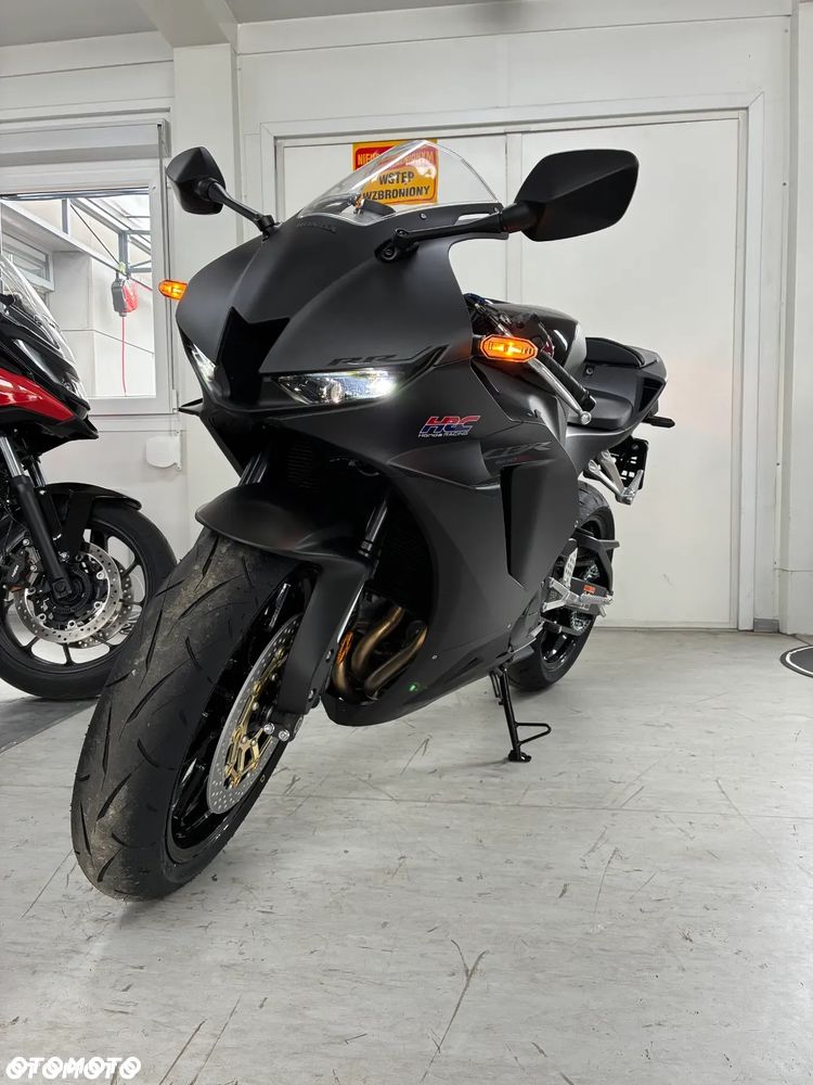 Honda CBR - 6