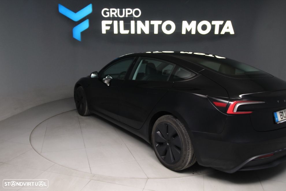 Tesla Model 3 Tração Traseira Standard - 4