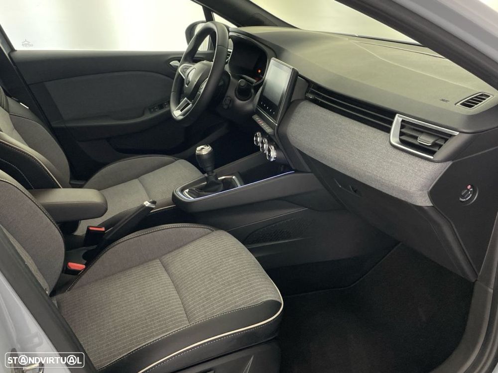 Renault Clio 1.0 TCe Techno - 21