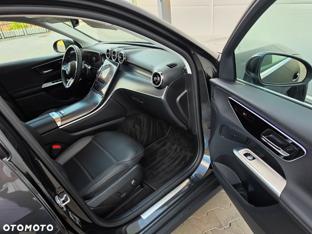 Mercedes-Benz GLC 220 d mHEV 4-Matic AMG Line - 16