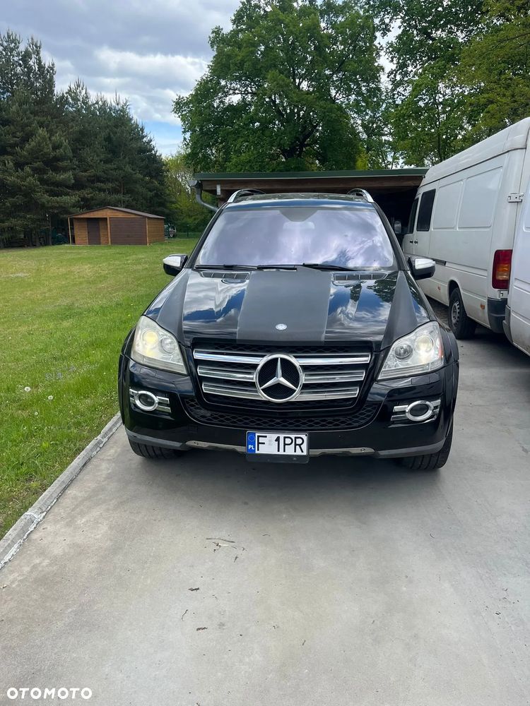 Mercedes-Benz GL 500 4Matic 7G-TRONIC - 1