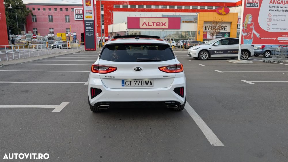 Kia Ceed 1.6 T-GDI GT - 5