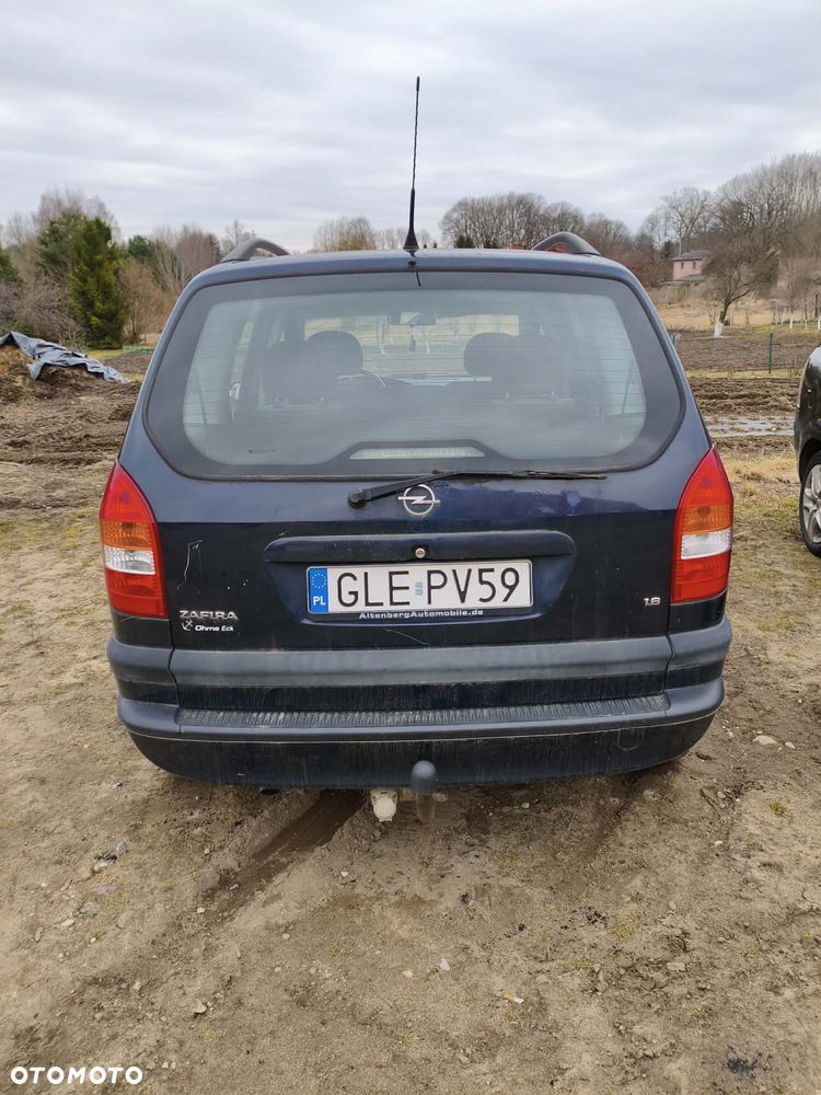 Opel Zafira - 3