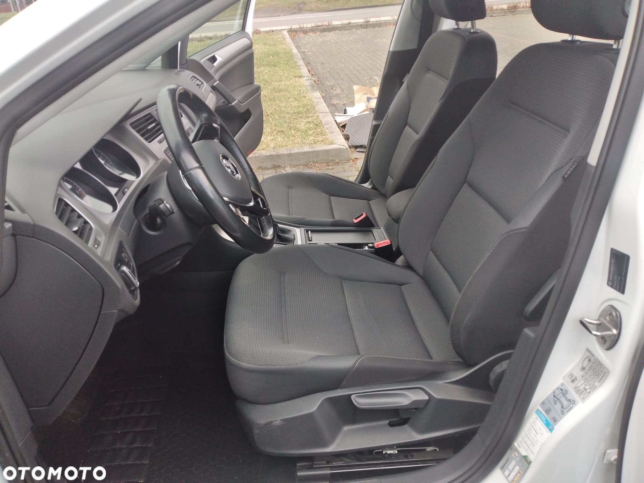 Volkswagen Golf VII 1.6 TDI BMT Trendline - 10