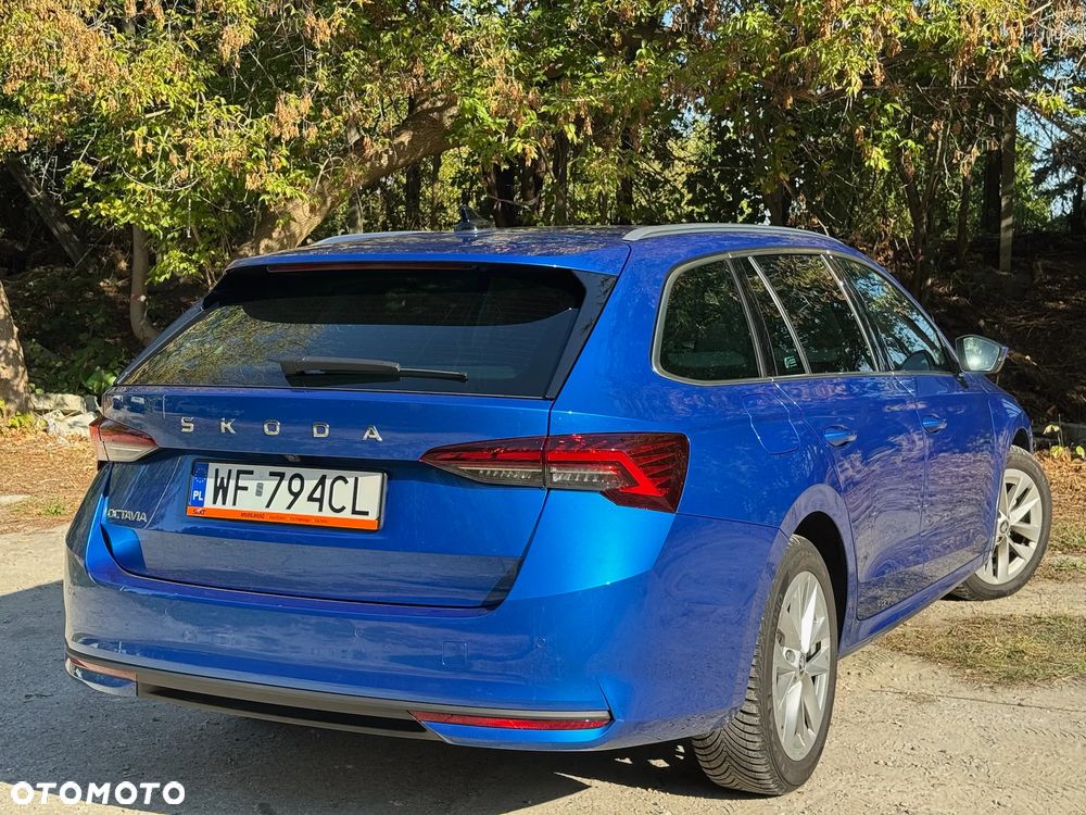 Skoda Octavia 1.5 TSI mHEV Selection DSG - 4