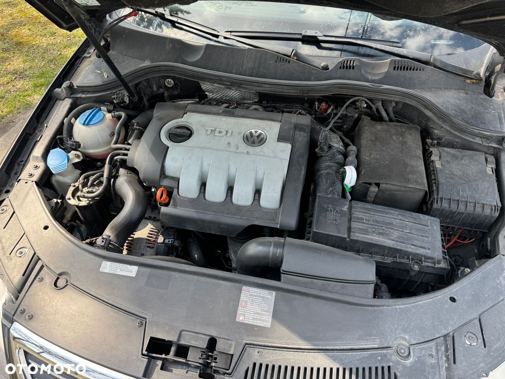 Volkswagen Passat 2.0 TDI Highline - 20