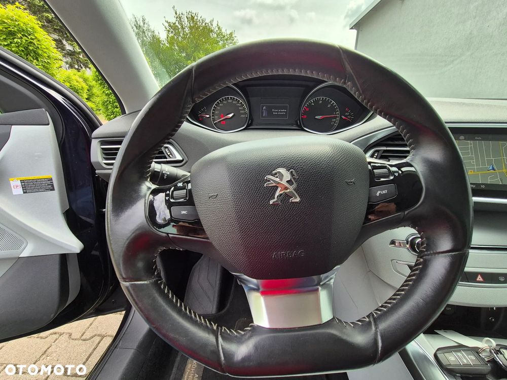 Peugeot 308 - 11