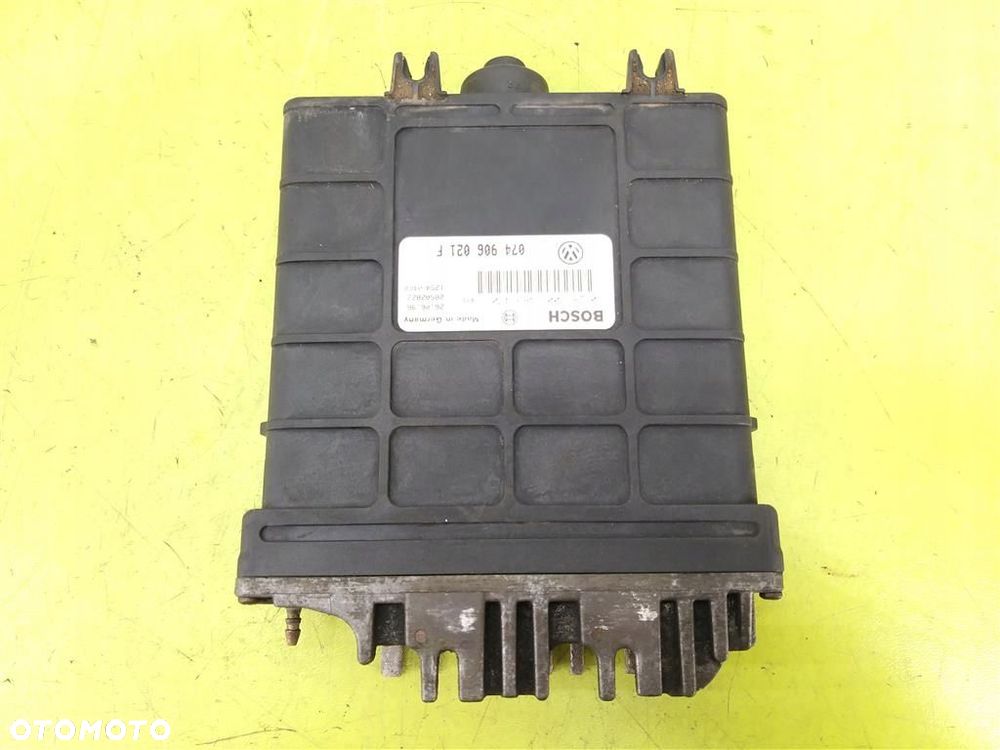 Komputer sterownik silnika VW Transporter T4 1992-2003 2,5 TDI 074906021F - 1