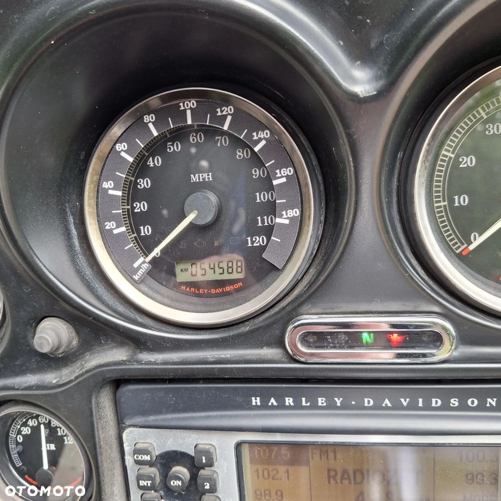 Harley-Davidson FLHT Electra Glide Standard - 6