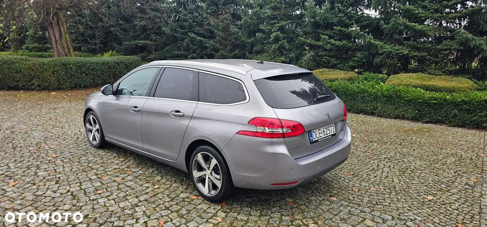 Peugeot 308 - 4