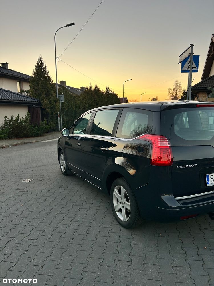 Peugeot 5008 1.6 HDi Premium - 6