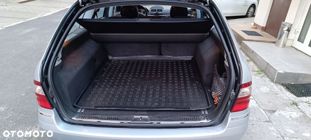 Mercedes-Benz Klasa E 200 Kompressor Automatik Avantgarde - 6