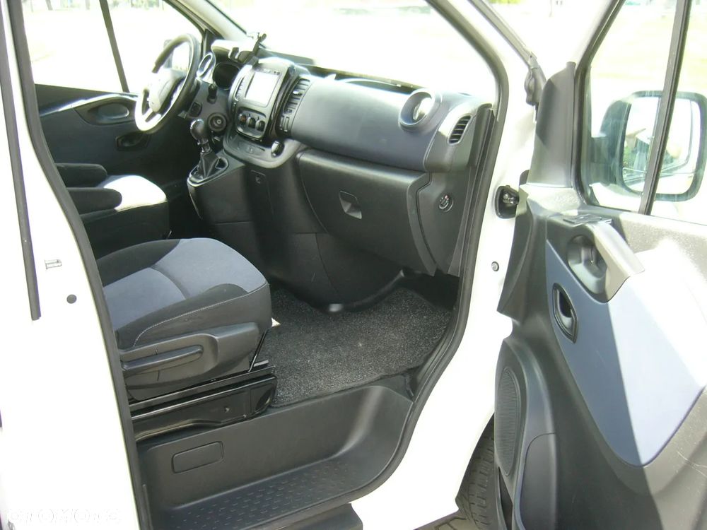 Opel Vivaro Long 1.6 dci 125 Ps EURO6 - 16