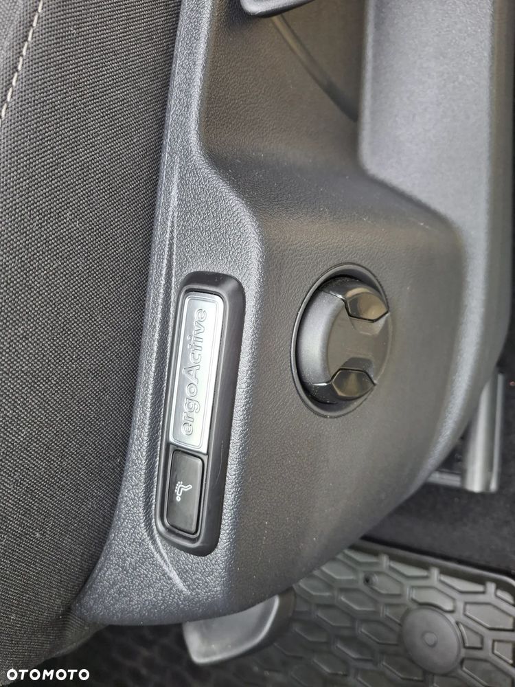 Volkswagen Tiguan 2.0 TDI SCR Life - 18