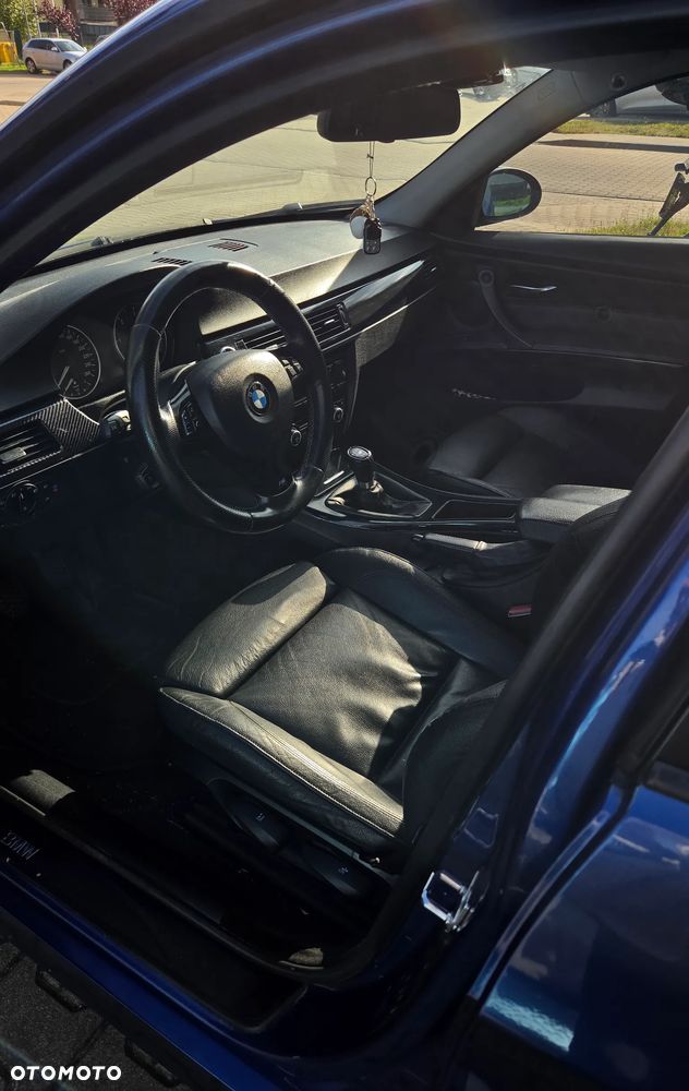 BMW Seria 3 318d - 6