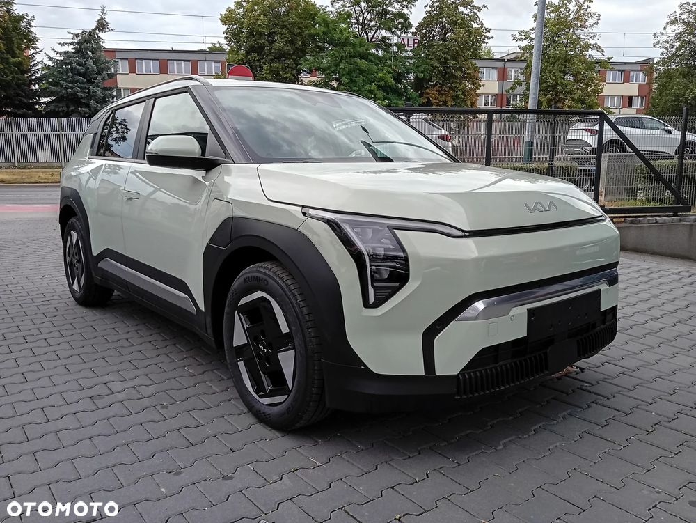 Kia EV3 81.4kWh Earth